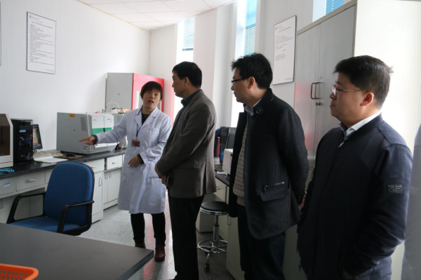 上海市环保局与环境女王调教
开展支部学习交流活动504.png